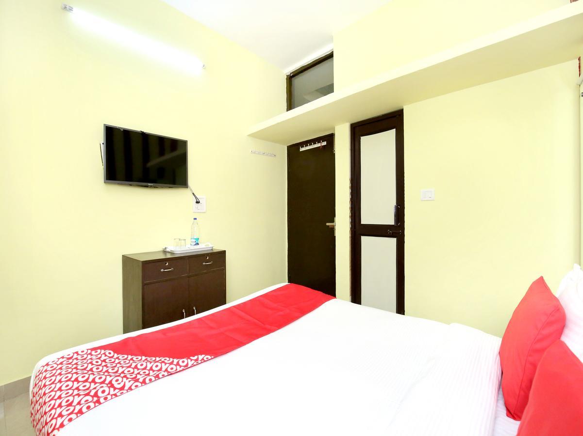 Oyo 12038 Hotel Alishan Chandigarh Ngoại thất bức ảnh