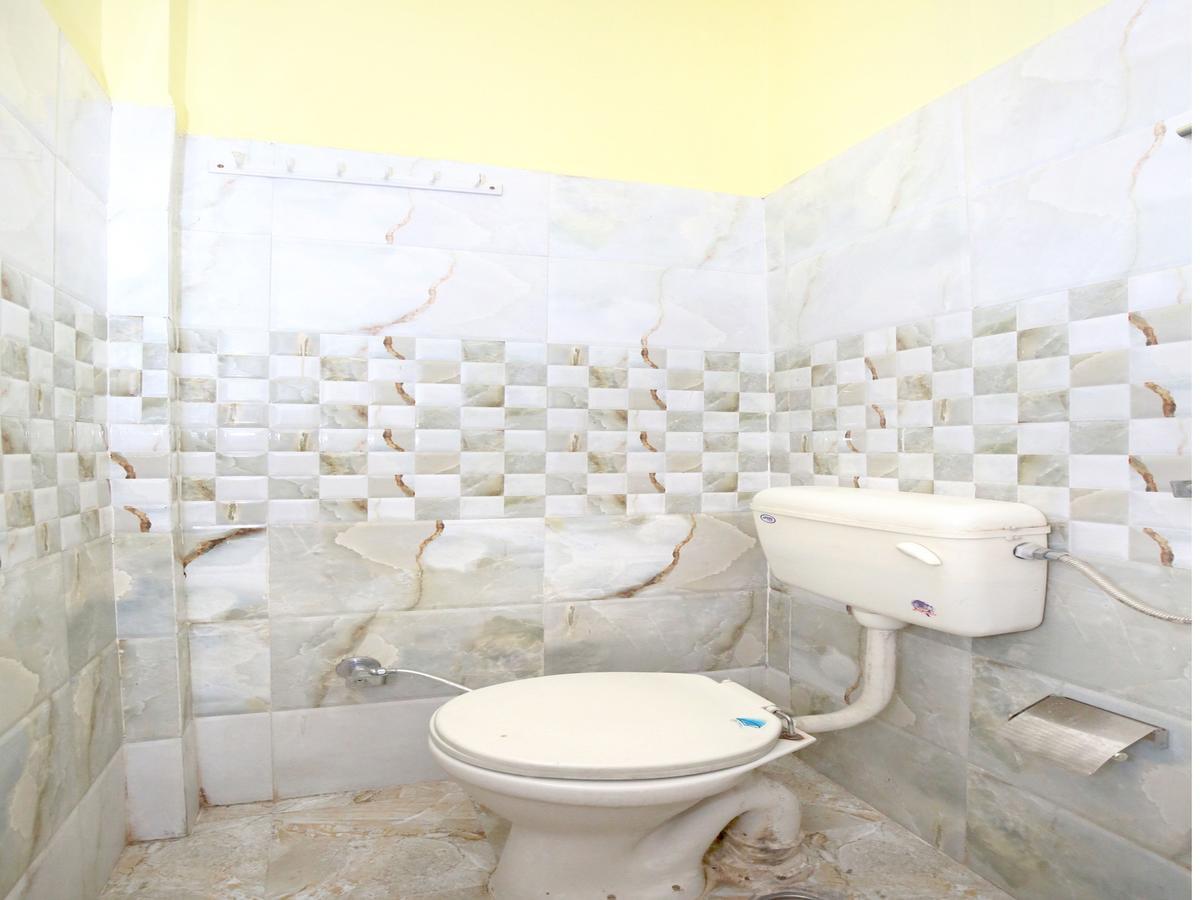 Oyo 12038 Hotel Alishan Chandigarh Ngoại thất bức ảnh